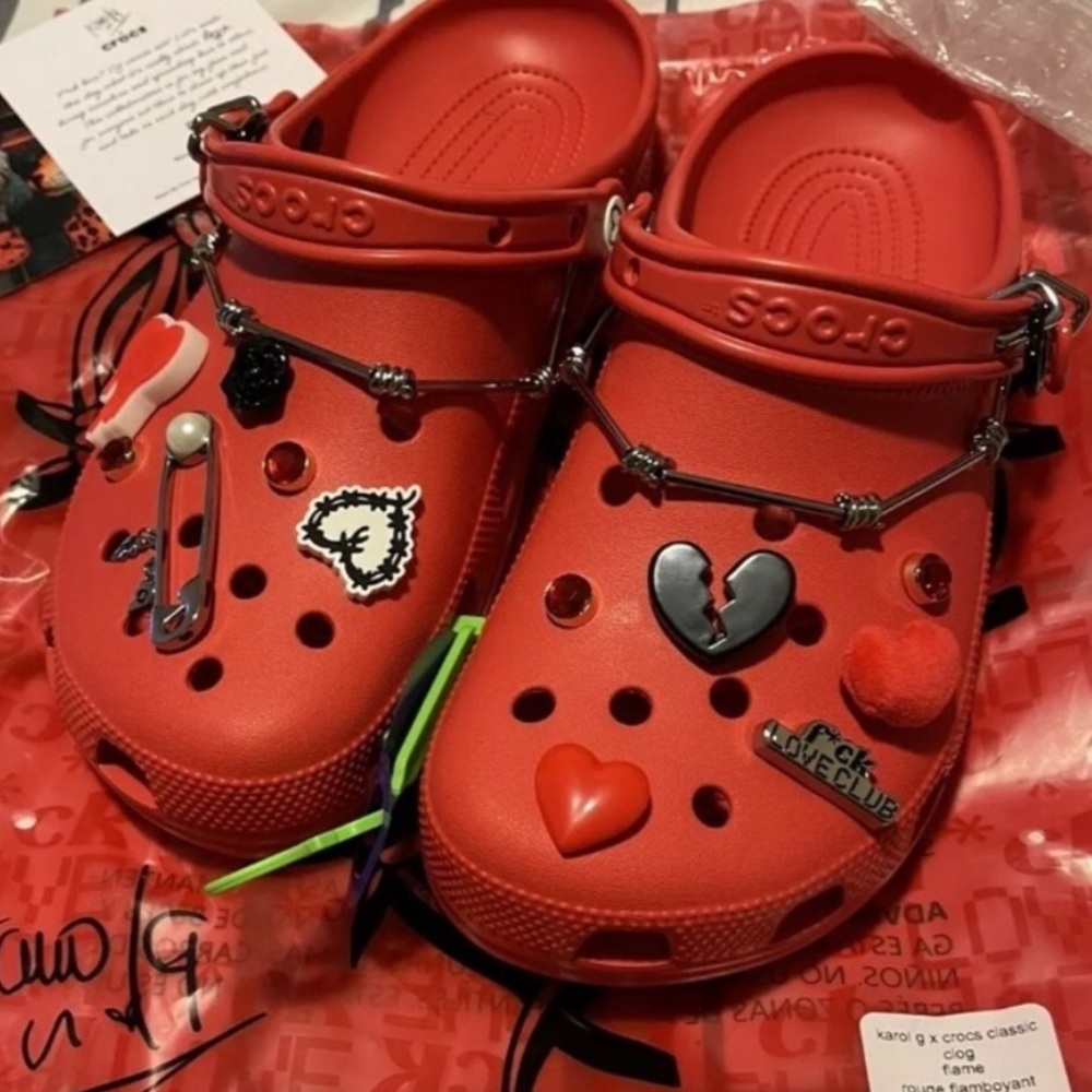 Karol G NWT Croc Sz 8
